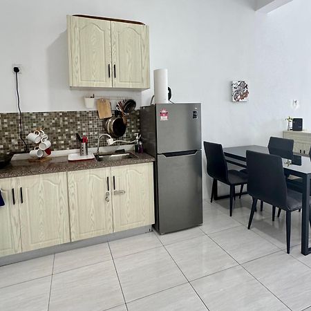 Full Moon Apartment Kuah Exterior photo